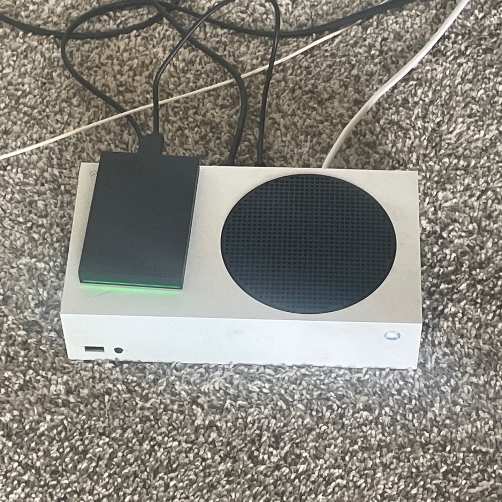 xbox series s with 1TB hard drive included